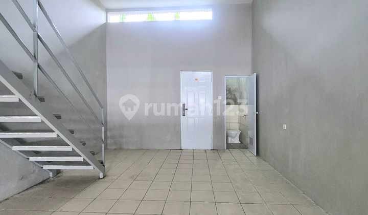 Ruko Mezzanine Akses Ramai di Jl. Pahlawan, Dekat Permata Sentul Golf - Citeureup Bogor di Indomaret, Jl. Pahlawan No42, Leuwinutug, Citeureup, Bogor, Jawa Barat, Indonesia, 16810, Citeureup