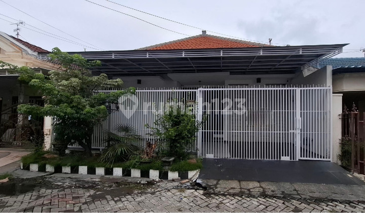 For Sale 1 Sutorejo Ready-to-Occupy 1 Floor East Surabaya House