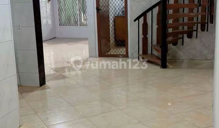 Disewakan Rumah Baru Renovasi di Pegangsaan Dua Kelapa Gading Jakarta Utara