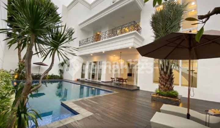 Pondok Indah Beautiful House Ready to Occupy