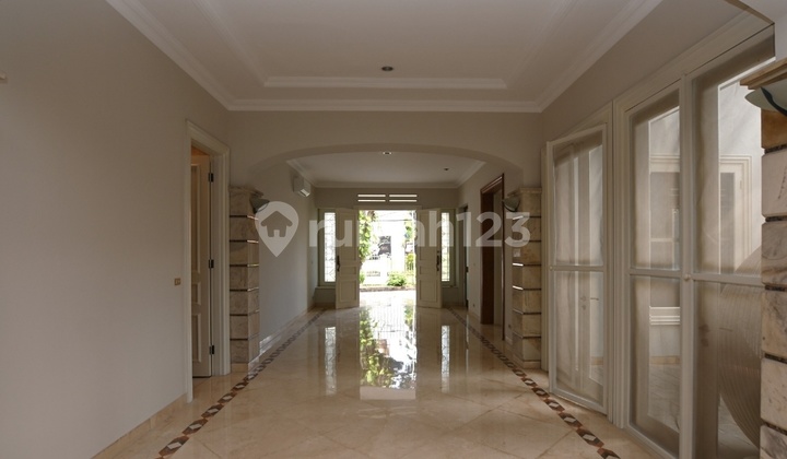 Luxury House for Rent 2