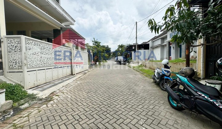 Comfortable House Villa Bukit Tidar 2