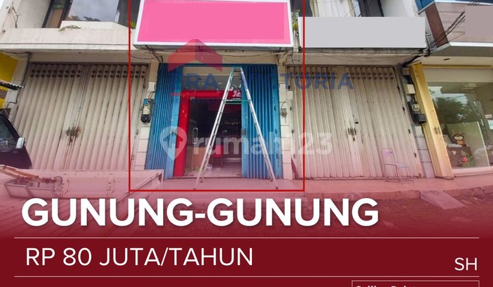 Very Strategic Shop House on the Main Road Axis in the Business District 1