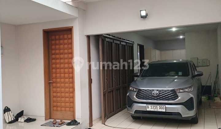 Well-Maintained and Clean Move-In Ready House in Setra Indah Bandung