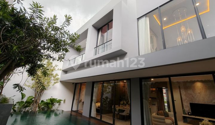 New House Hillary Cluster Hazelia Type at Summarecon Bandung 2