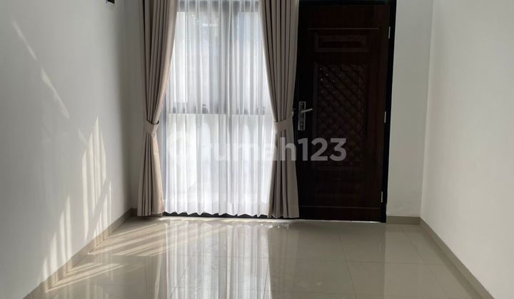 Turun Harga! Rumah Modern Baru di Setiabudi Regency Bandung 2