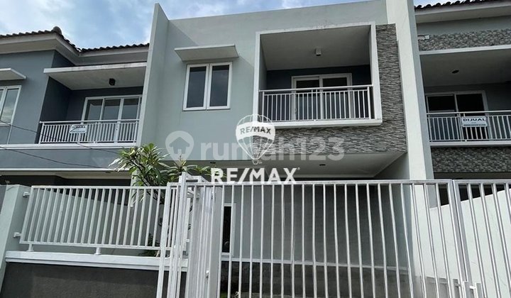 Dijual Rumah 2 Lantai di Villa Intan Pakuan Bogor