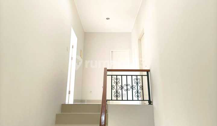 For Sale Menaggio Cluster House Gading Serpong - 3 Bedrooms, Strategic Location 2