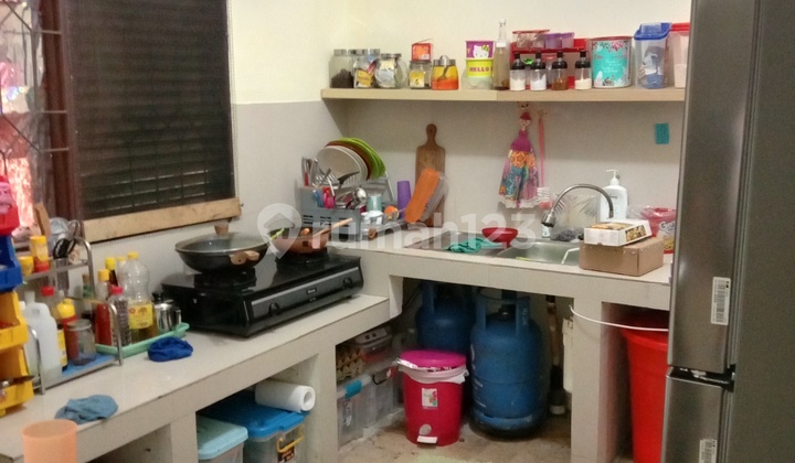 Rumah Dijual "Bu" Hitung Tanah di Kawasan Elit dan Strategis @Kemang Pratama, Bekasi 2