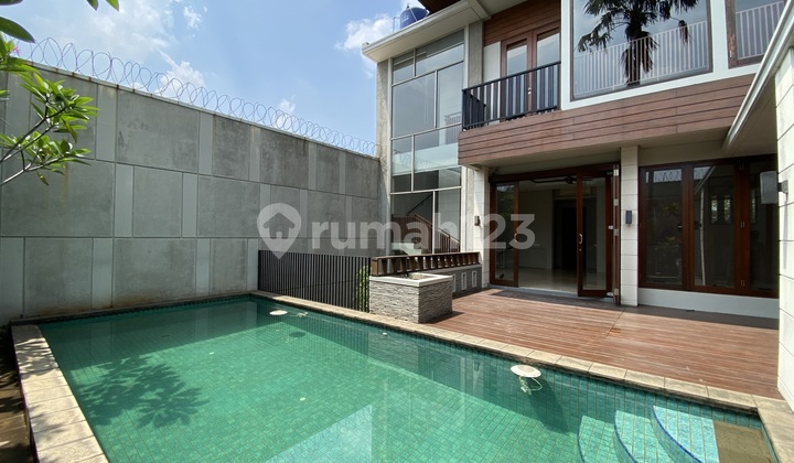 Luxury House Ready for Occupancy in Cipete, South Jakarta 2