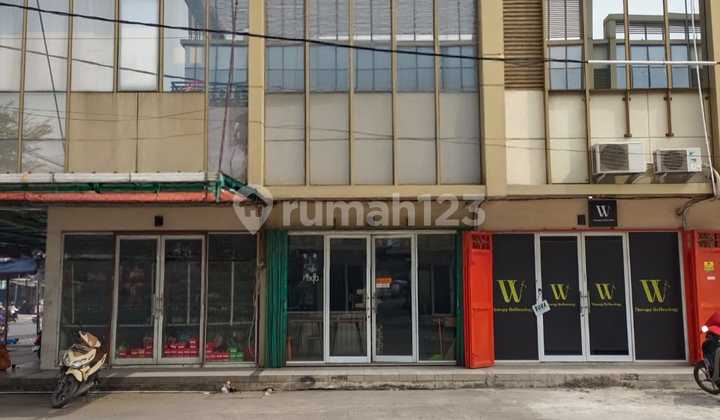 Ruko Candrabaga Strategis 2 Lantai Siap Pakai di Pondok Ungu Permai Bekasi Ruko Candrabaga Strategis 2 Lantai Siap Pakai di Pondok Ungu Permai Bekasi