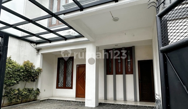 Rumah 2 Lantai 3+1 Br di Kayu Putih, Jakarta Timur