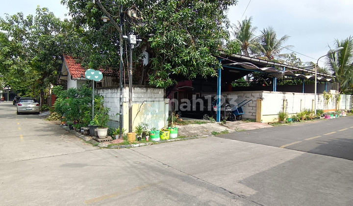 Hook Land in Duta Bumi Harapan Indah Bekasi
