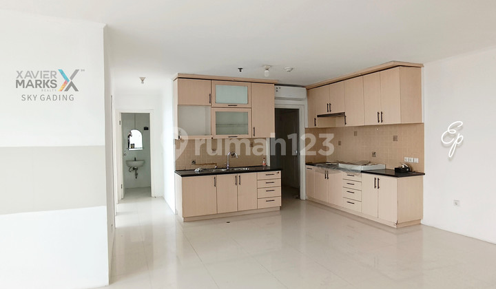 Paladian Park Apartment 3+1 BR Semi-Furnished Kelapa Gading, North Jakarta 2