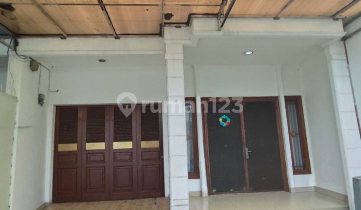 Rumah 3 Lantai 3+1 Br di Kelapa Sawit Kelapa Gading Jakarta Utara Rumah 3 Lantai 3+1 Br di Kelapa Sawit Kelapa Gading Jakarta Utara