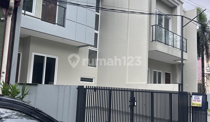 Rumah Villa Melati Mas