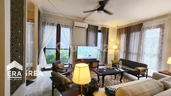 Luxury House in Solo City Near Solo Square Mall Ready to Occupy Luxury House in Solo City Near Solo Square Mall Ready to Occupy