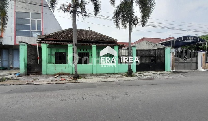 Rumah dan Kost Murah Dijual Dekat Stadion Manahan di Solo