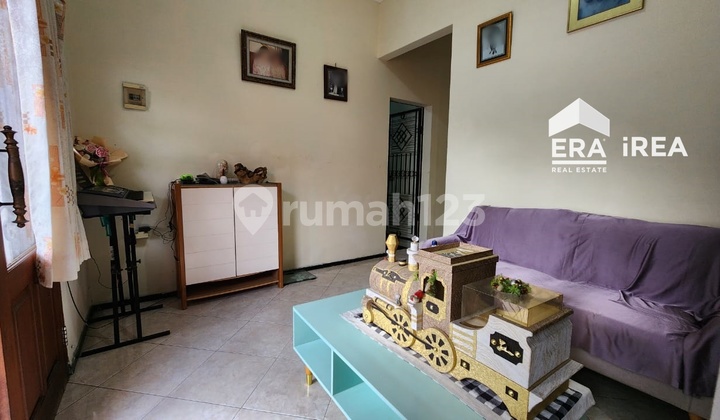 Rumah Hook Bagus Dijual di Solo Dekat Stadion Manahan