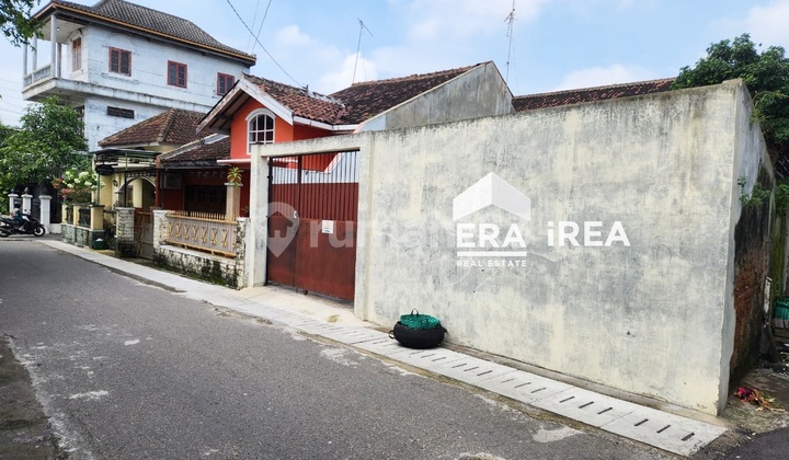 Rumah Hook Bagus Dijual di Solo Dekat Stadion Manahan 2