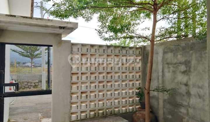 Dijual - Rumah Hook Strategis di Perumnas Samesta Pasadana Majalaya - Cicalengka (Jalur Provinsi)Hunian Nyaman dengan Lokasi Super Strategis, Cocok untuk Tempat Tinggal Maupun Investasi 2