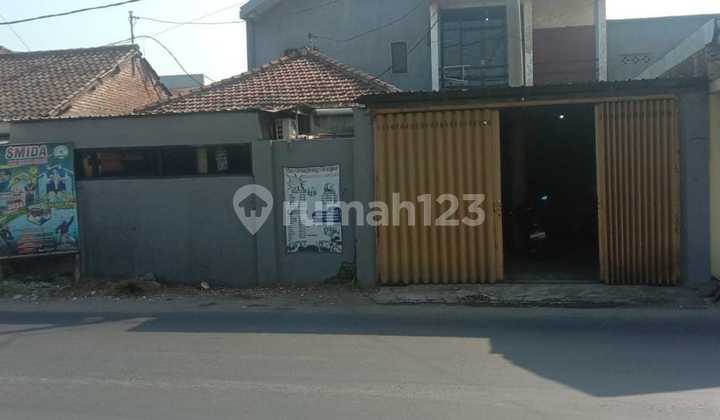 Dijual Rumah 2 Lantai Luas 193 M2 - Siap Huni