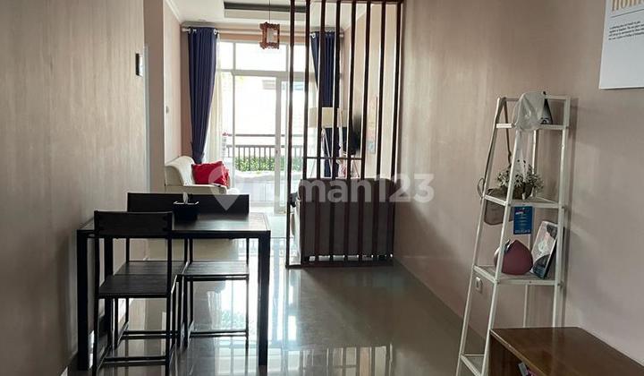 Rumah Modern Minimalis 3 Lantai Komplek Sariwangi Regency 2