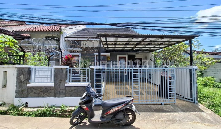 Rumah Cihanjuang Siap Huni Ada Taman Belakang