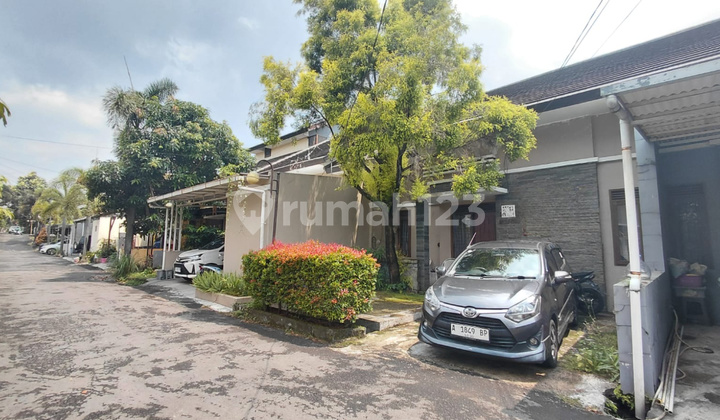 Below Market Price! Pasteur Complex House Just a Step Away from the Toll Road 2