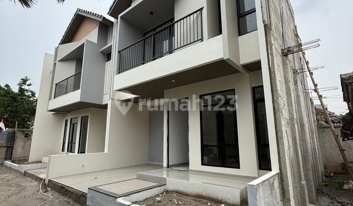 Rumah 2 Lantai, di Jagakarsa, Jakarta Selatan