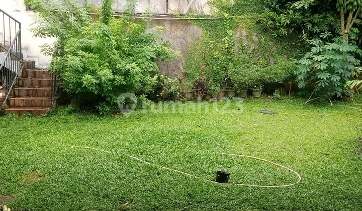Rumah Siap Huni Halaman Luas Dalam Komplek 2