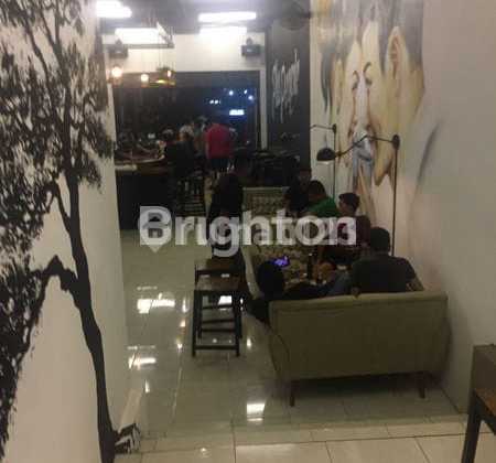 For Rent: Shop House with Used Cafe Furniture. Ready for Business For Rent: Shop House with Used Cafe Furniture. Ready for Business