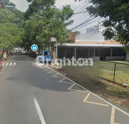 For Rent, Central City Location, Ideal for Office, Restaurant, Cafe, Bank