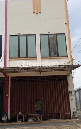 Disewakan Ruko Lokasi Strategis di Tengah Kota