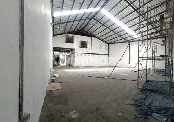 For Rent, Ready-to-Use Warehouse, Strategic Location, Container Access, Near Pandaan Toll Exit.