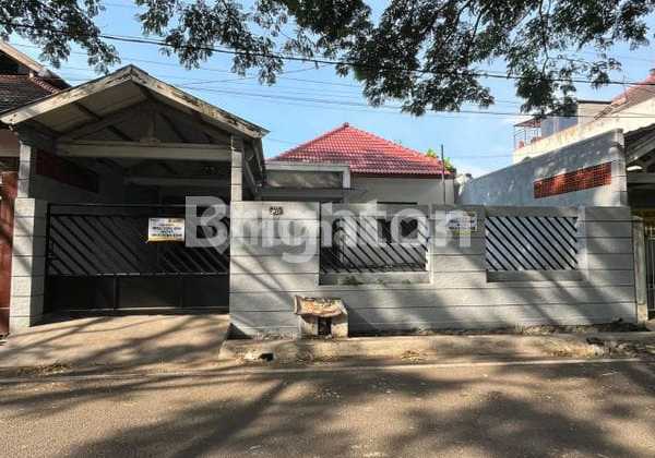 For Sale Ready-to-Live House in a Strategic Location Near Plaza Araya and Persada Hospital 1