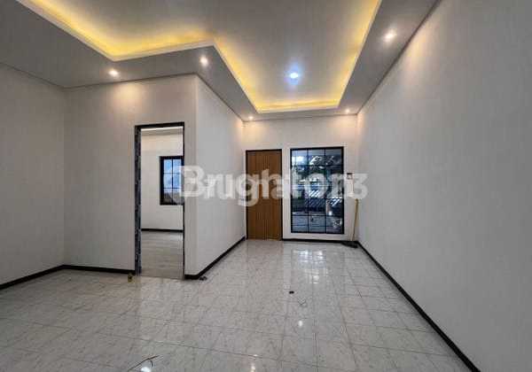 For Sale Ready-to-Live House in a Strategic Location Near Plaza Araya and Persada Hospital 2