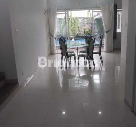 Dijual Rumah Siap Huni dengan Kolam Renang Dekat Elpico 2