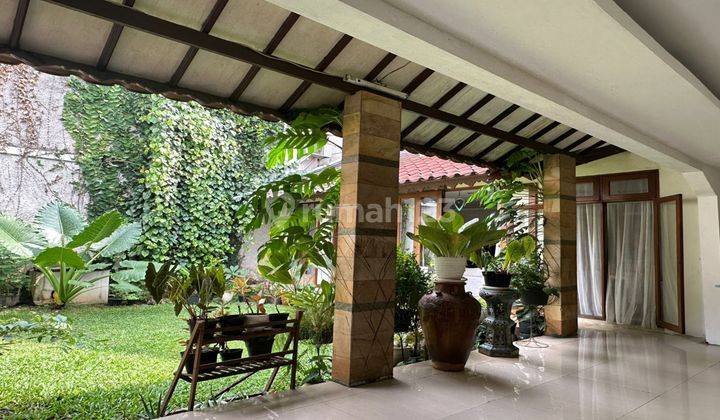 Rumah Nyaman Dan Asri Dalam Kompleks Di Veteran Bintaro. Hanya 15 Menit Ke PIM dan Gandaria City Rumah Semi Furnished Bagus SHM - Sertifikat Hak Milik di Jl. Bunga Lily, Veteran 2
