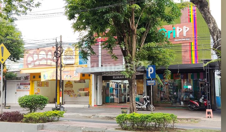 Shop House and Land in Front of August 17 Campus 2