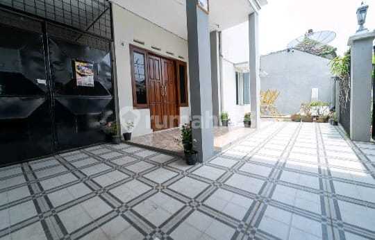 2-Story Boarding House Near Waing School and ABM Campus 2