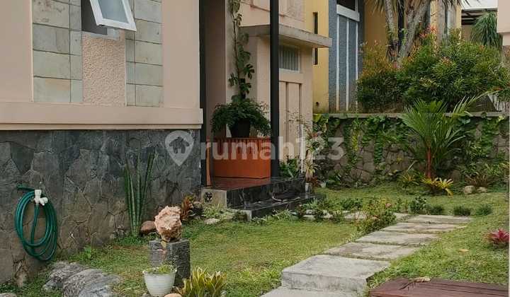 For Sale Rumah di Cluster Istana Bunga , Rancamaya Lt 282Lb 159Kt 3Km 3+1Listik 10.000Wattpamcarport 2 Mobilshmjual 3.5M Negosewa 90Jt Nego 2