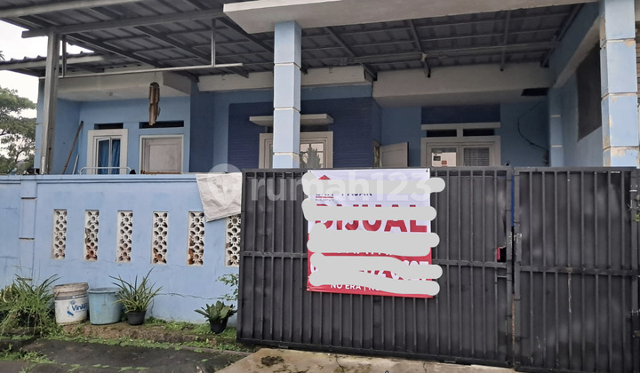 Dijual Rumah Siap Huni di Komplek Bogor Park Residence Wil Bogor Selatan Luas Tanah 120 M Luas Bangunan 125 M 2 Lantai KM Tidur 3 KM Mandi 3 KM Art 1 Gudang 1 Dapur R.tamu R . Makan R. Keluarga Teras Diatas Carport Listrik.1300 Wac 1Lingkungan Aman Sejuk 