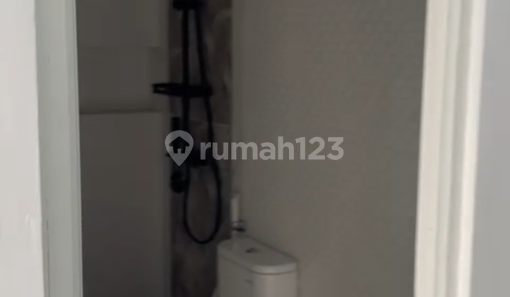 Quick Sale Nice House Strategic Harapan Indah 2