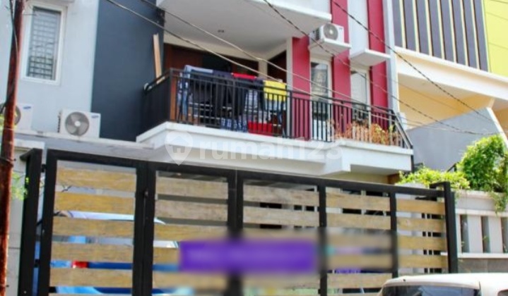 Di Jual Cepat Lokasi Strategis Rumah dan Usaha Kos2an 14Pintu di Kelapa Gading Di Jual Cepat Lokasi Strategis Rumah dan Usaha Kos2an 14Pintu di Kelapa Gading