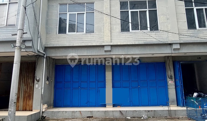 Auctioned Shop House in Sepatan Ma, Karet Village, Sepatan District, Tangerang Regency Auctioned Shop House in Sepatan Ma, Karet Village, Sepatan District, Tangerang Regency