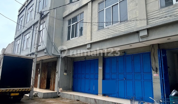 Auctioned Shop House in Sepatan Ma, Karet Village, Sepatan District, Tangerang Regency 2