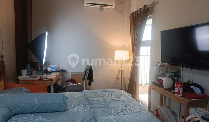 Rumah 3 Lantai, SHM, Batan Indah Setu, Dekat Pusat Bisnis, Dekat Stasiun, Dekat Sekolah 2