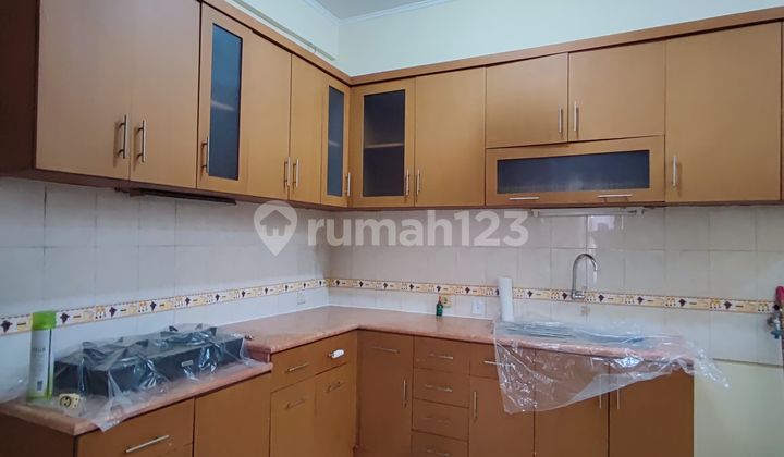 Rumah Siap Huni Taman Royal 2, Rumah 1 Lantai, Ada di Lingkungan Islami Dekat Tol, KRL, Bandara 2