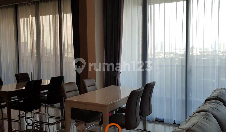 Sewa Apartemen District 8 Senopati 2 Bedroom Lantai Sedang 2
